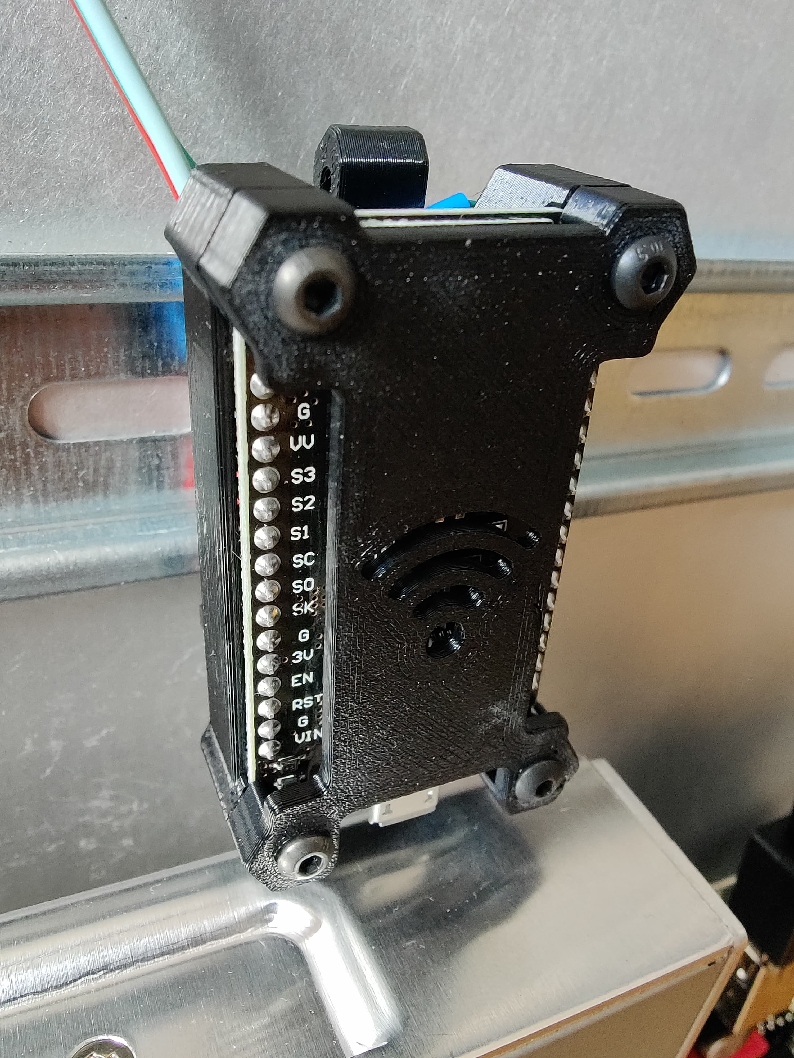 Caja para riel DIN para NodeMCU ESP8266 V3 — base
